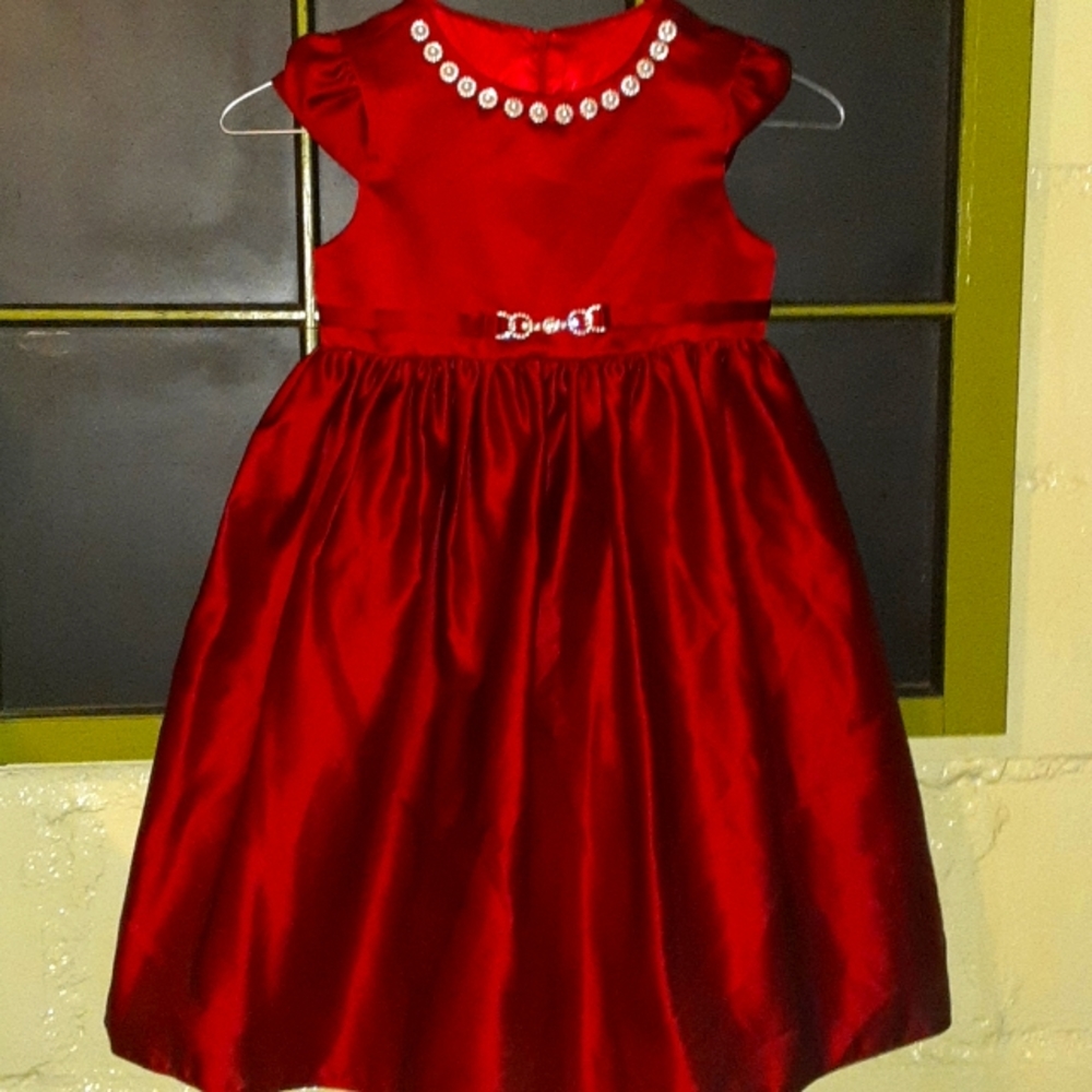 Little girls size 5 holiday dress by couture princess